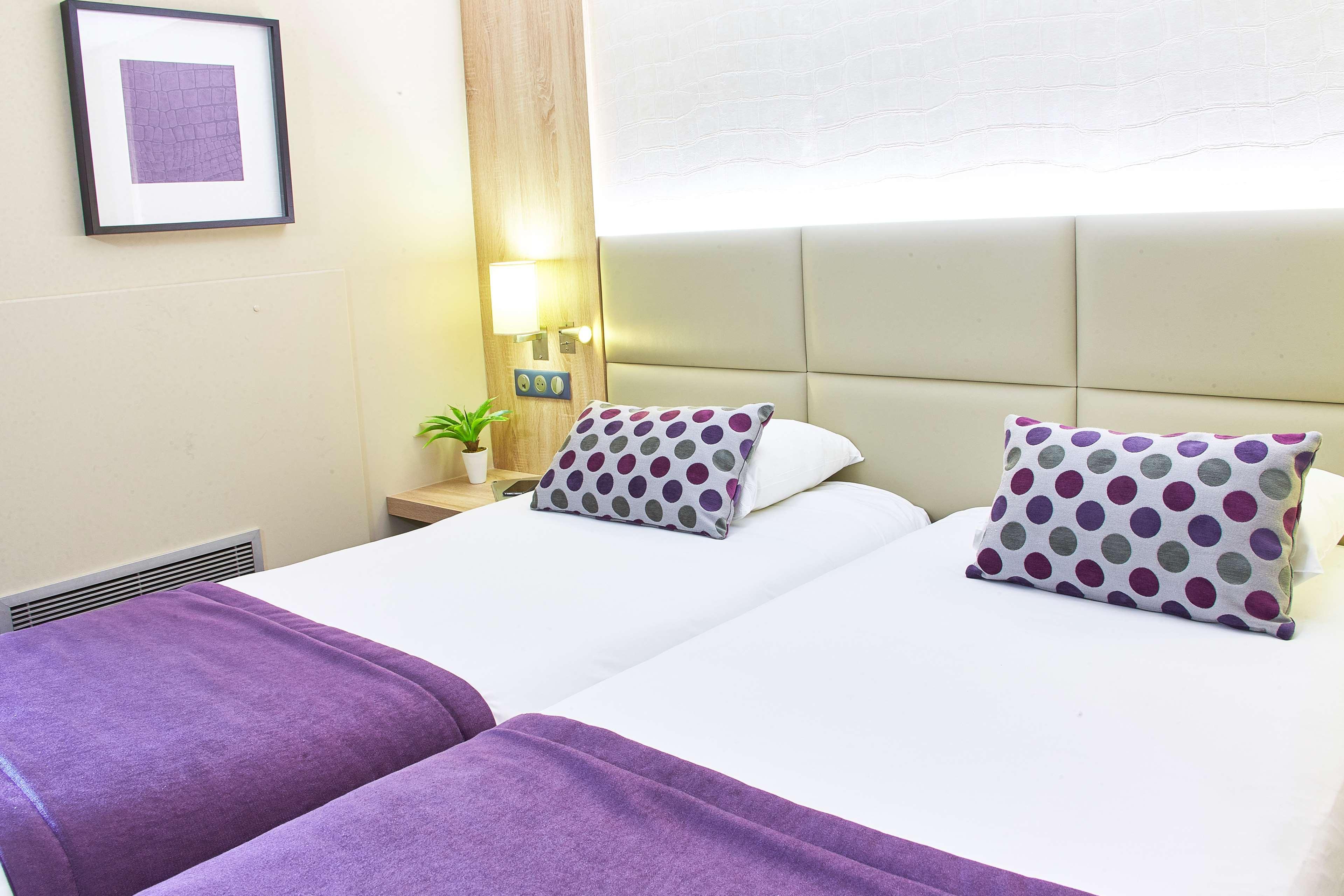 คีเรียด โบเน่ Hotel โบน ภายนอก รูปภาพ