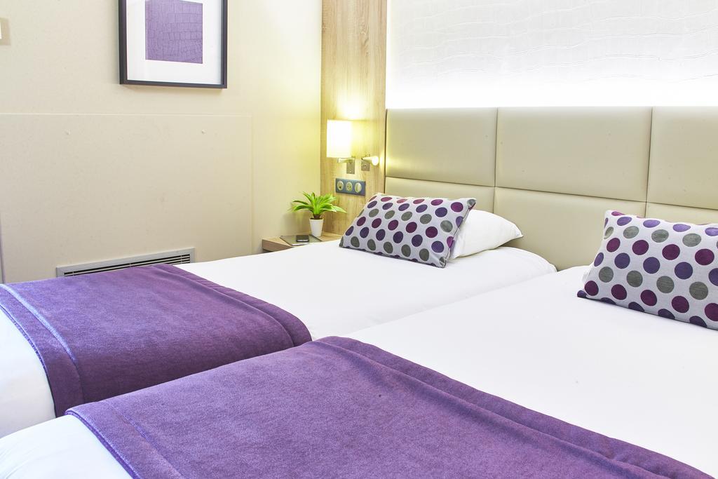 คีเรียด โบเน่ Hotel โบน ภายนอก รูปภาพ